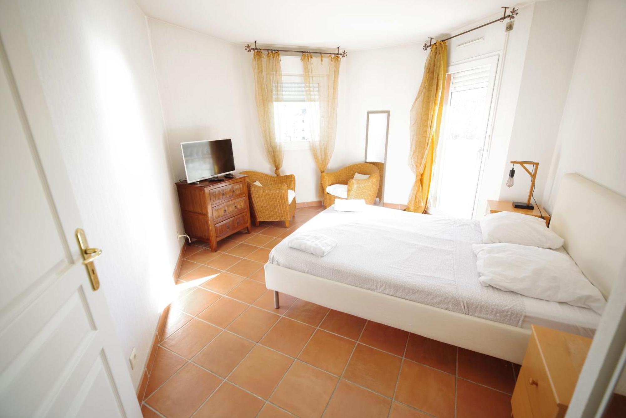 Domes Seaside Residence Piscine, Free Parking, Airport Tramway Nice Ngoại thất bức ảnh